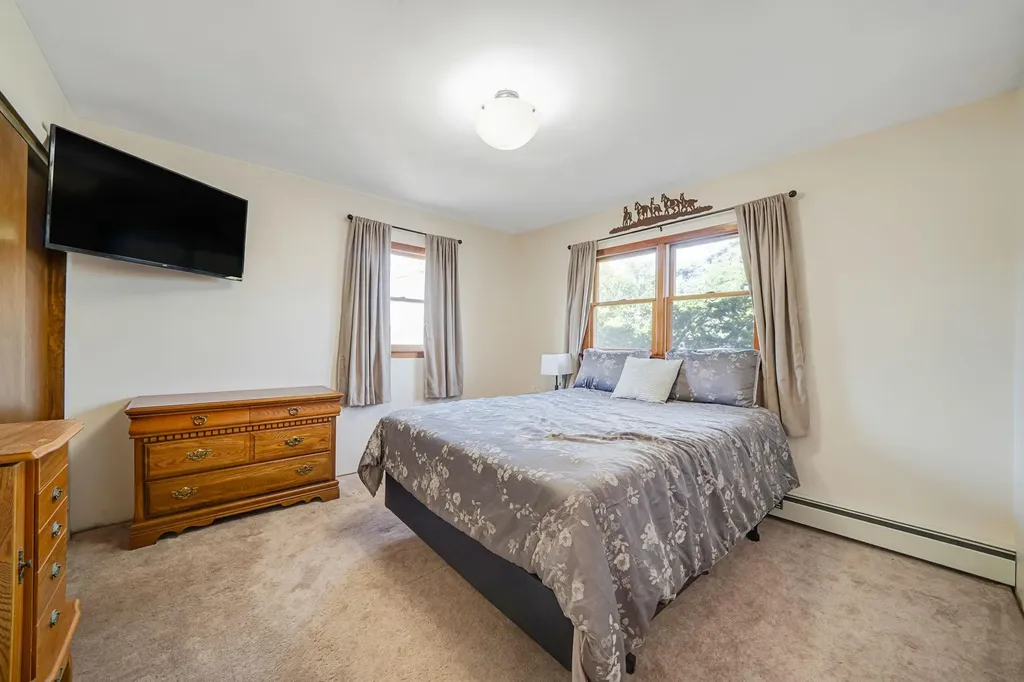 156 Lenox Road West Babylon NY 11704