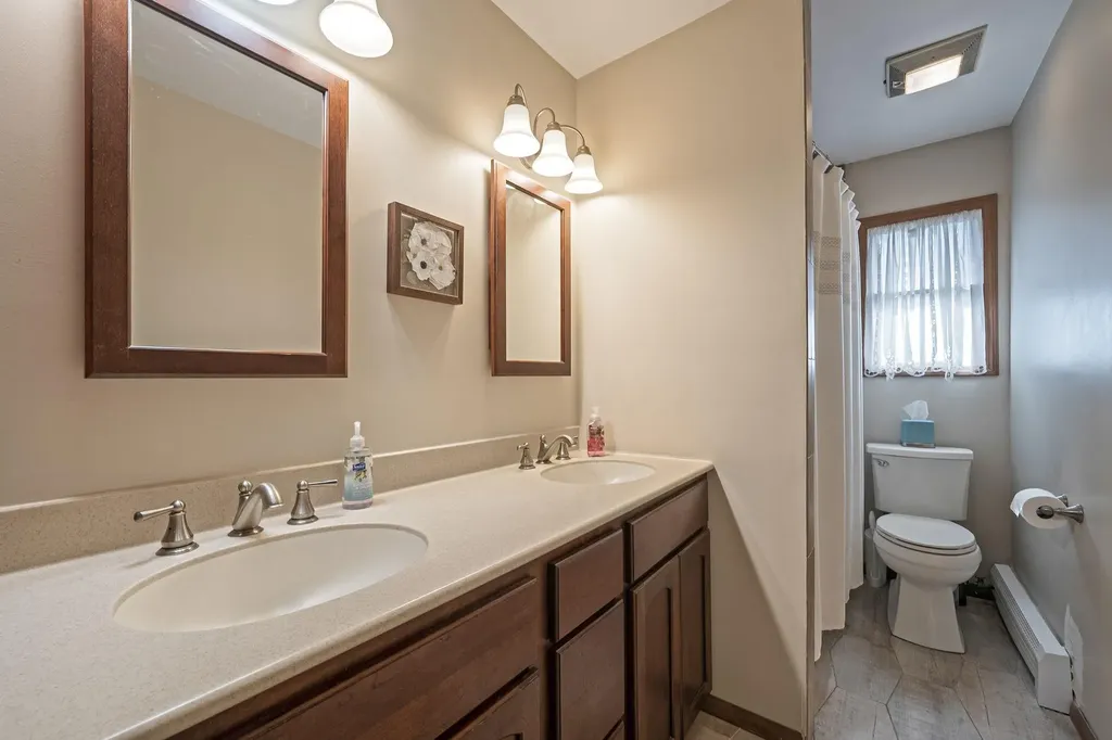 156 Lenox Road West Babylon NY 11704