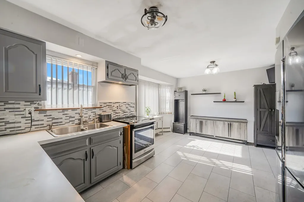 156 Lenox Road West Babylon NY 11704