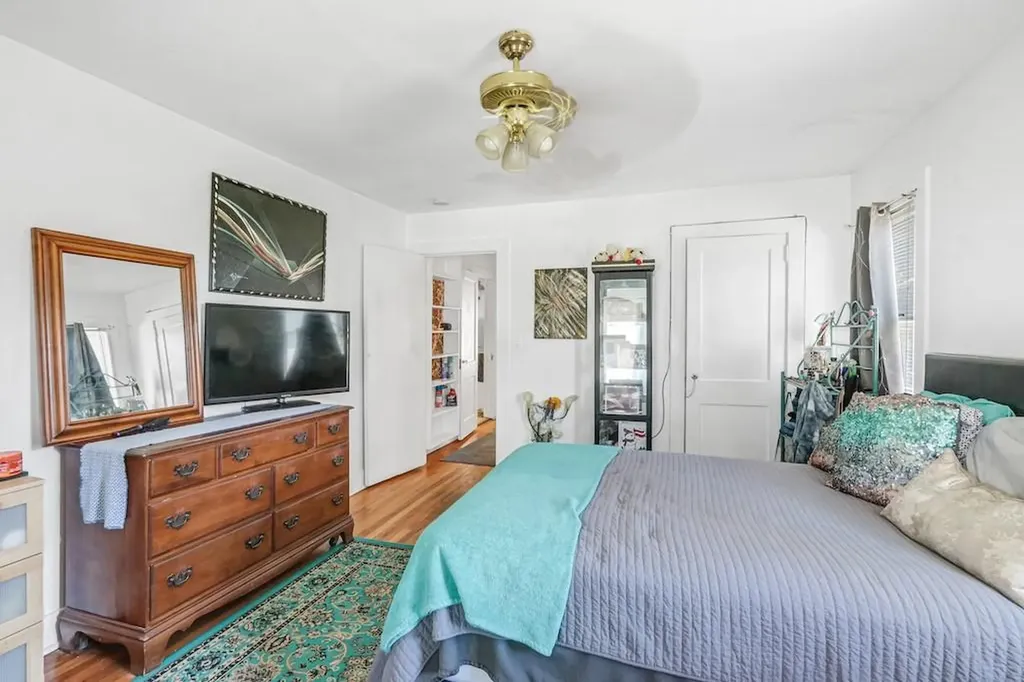 32 Crittenden Street Wallkill NY 12589