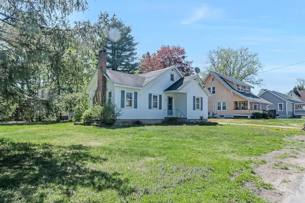 32 Crittenden Street Wallkill NY 12589