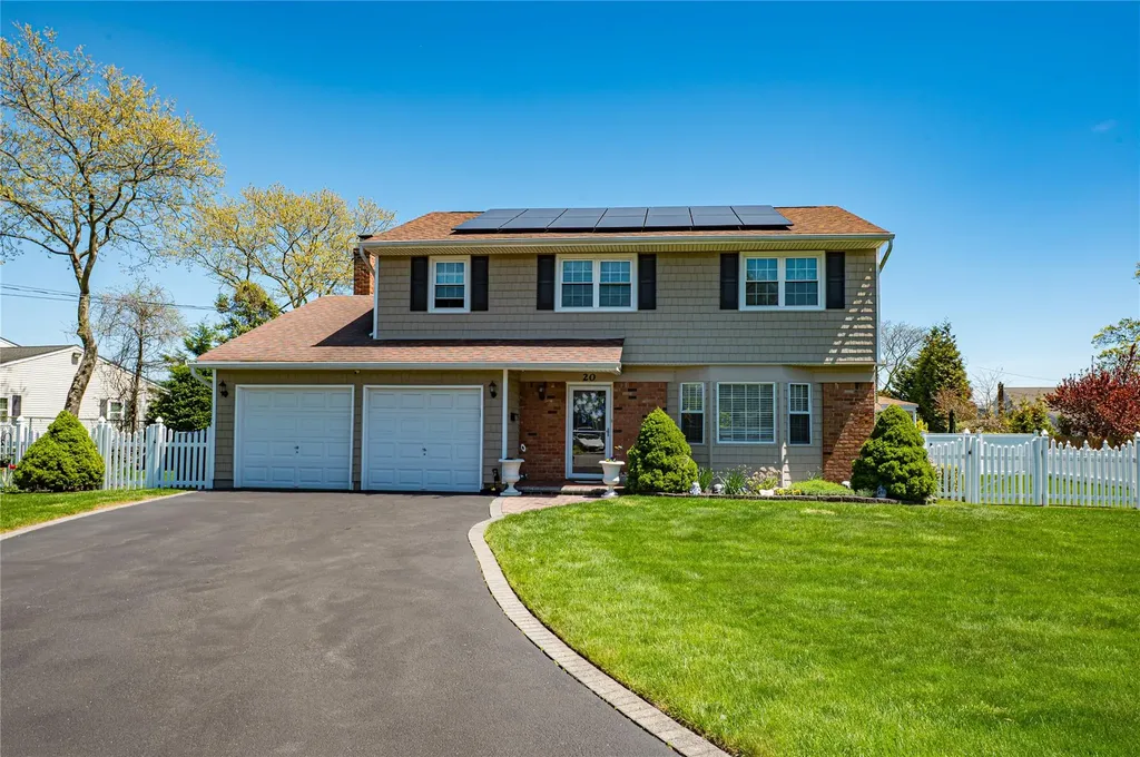 20 Bayview Road Babylon NY 11701