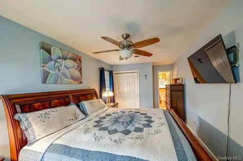 20 Bayview Road Amityville NY 11701