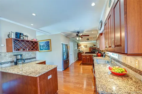 20 Bayview Road Amityville NY 11701