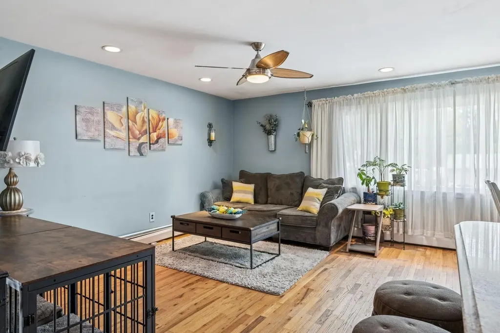 760 Silver Lake Place Baldwin NY 11510