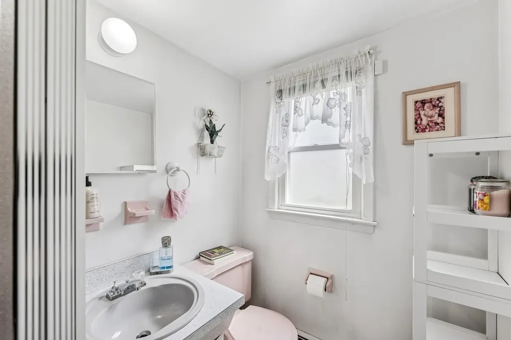760 Silver Lake Place Baldwin NY 11510