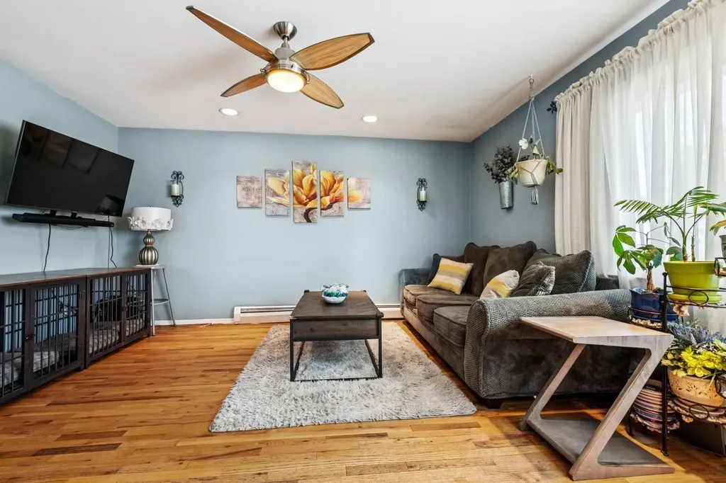 760 Silver Lake Place Baldwin NY 11510