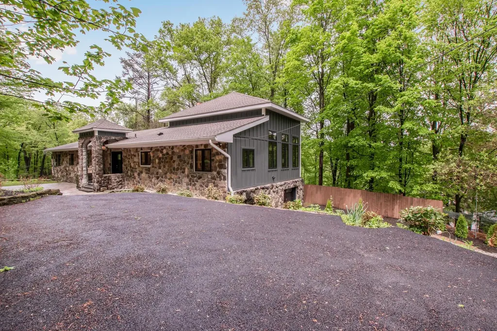 38 Mountain Side Trail Cortlandt Manor NY 10567