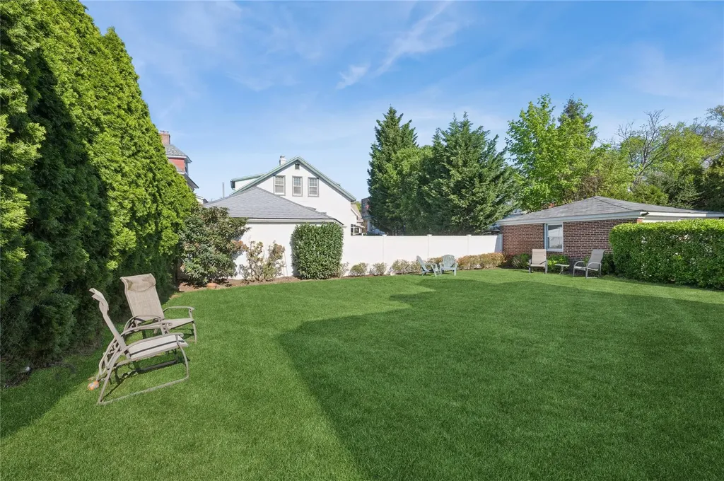 219 Third Avenue Pelham NY 10803