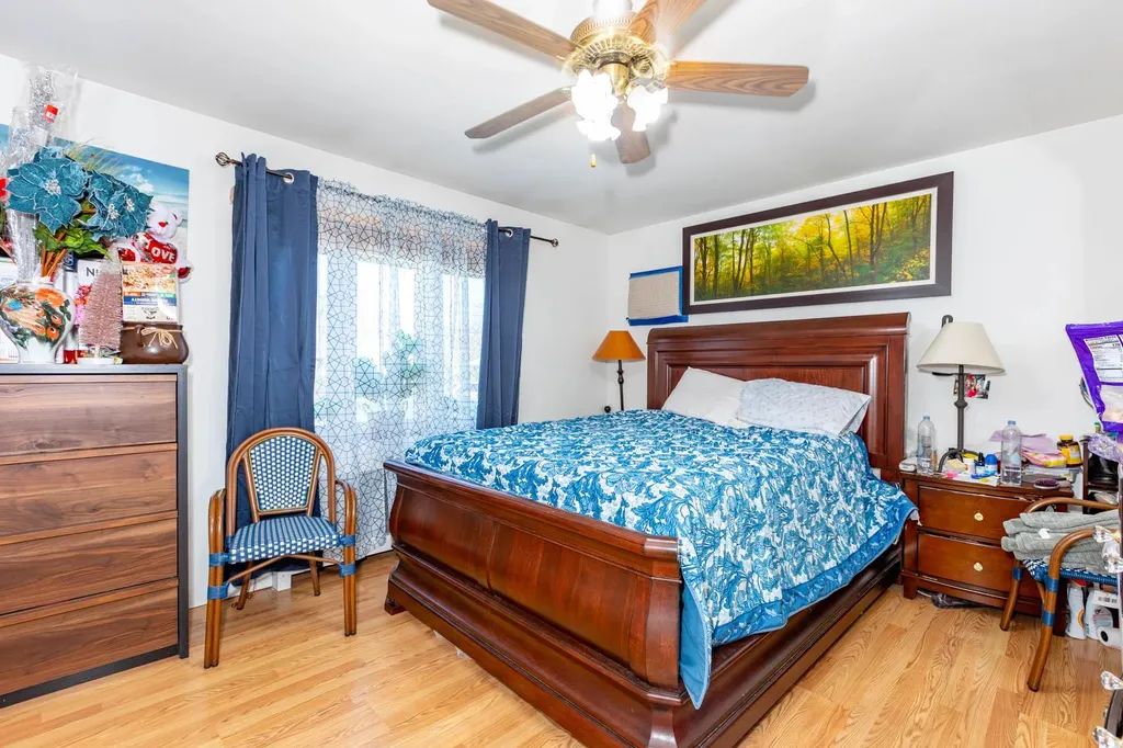 1069 Brookdale Avenue Bay Shore NY 11706