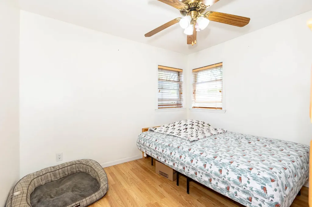 1069 Brookdale Avenue Bay Shore NY 11706