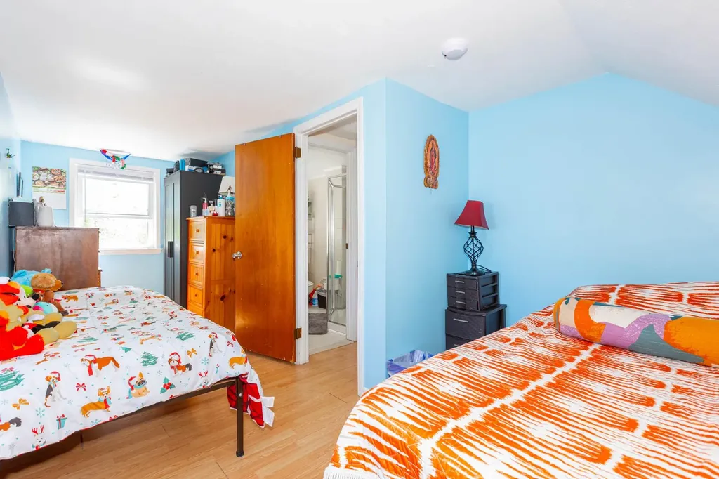 1069 Brookdale Avenue Bay Shore NY 11706