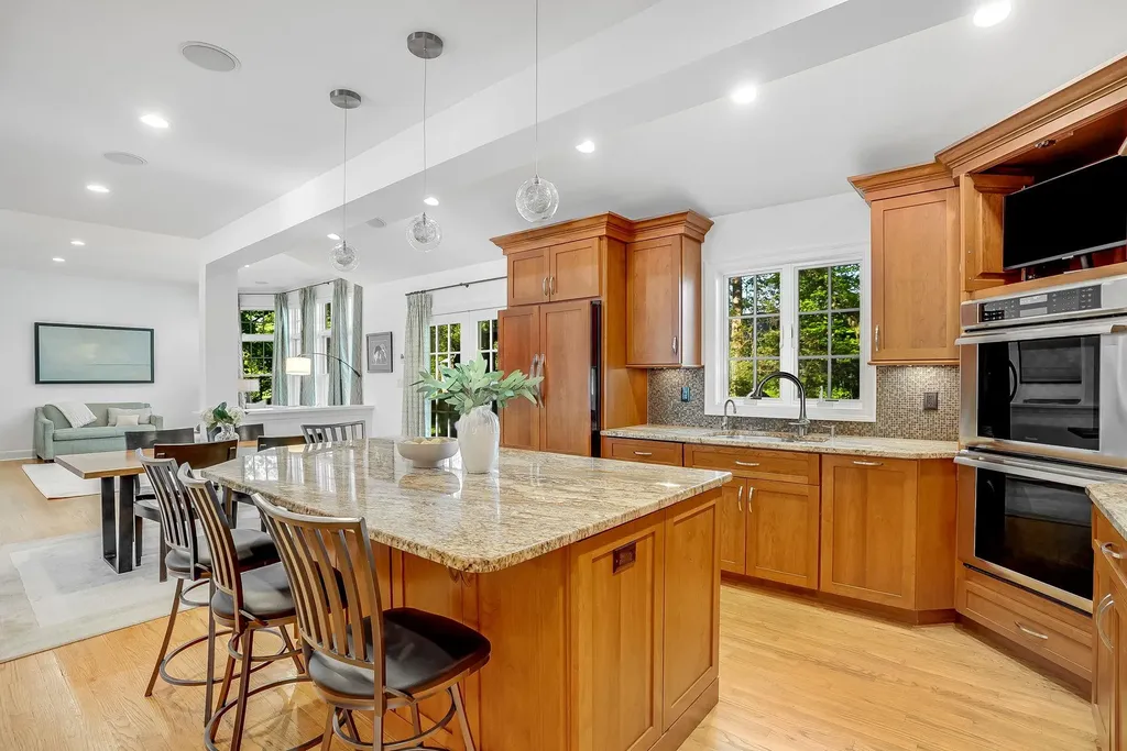 19 Old Orchard Road Rye Brook NY 10573