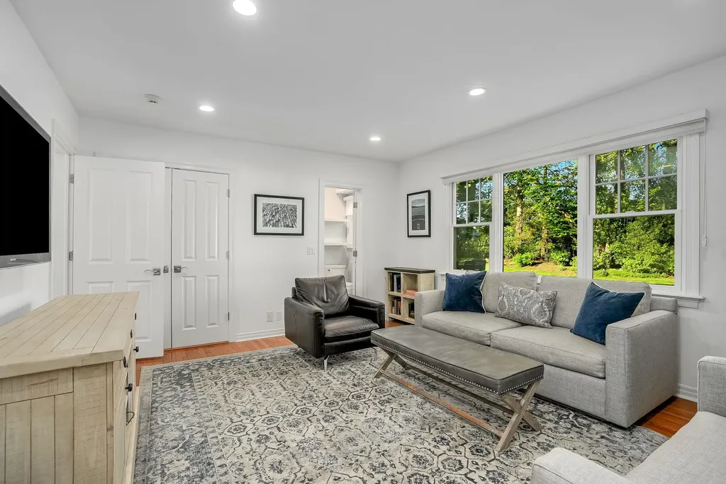 19 Old Orchard Road Rye Brook NY 10573