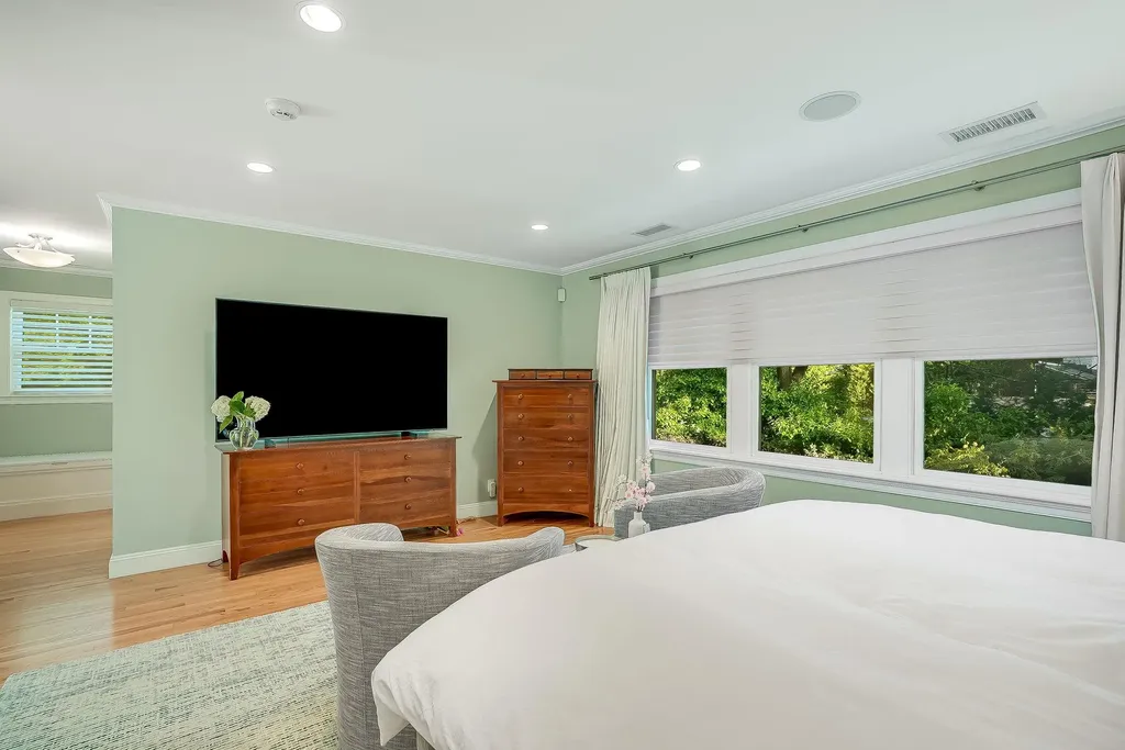 19 Old Orchard Road Rye Brook NY 10573