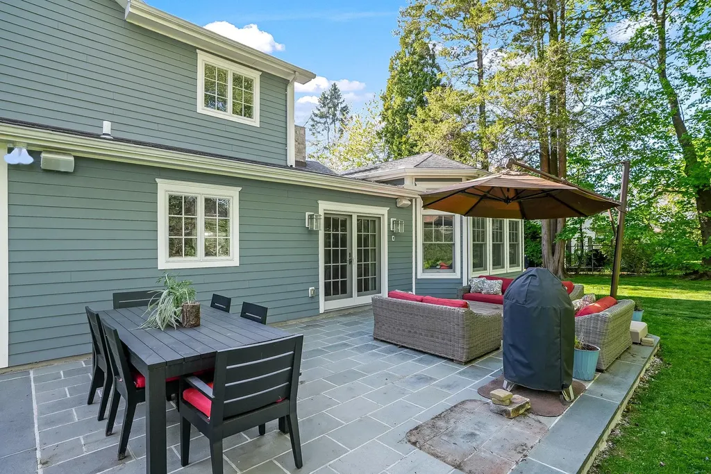 19 Old Orchard Road Rye Brook NY 10573