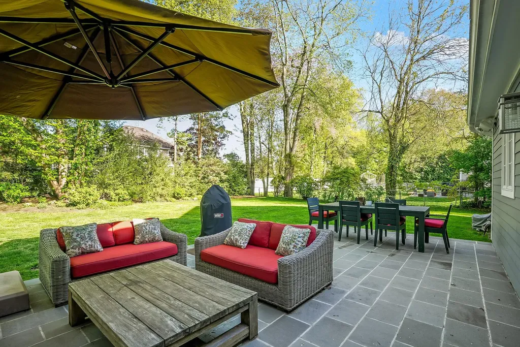 19 Old Orchard Road Rye Brook NY 10573