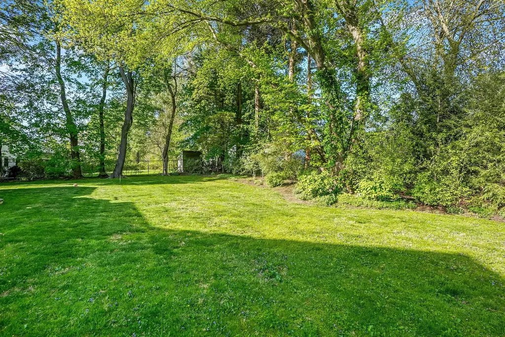 19 Old Orchard Road Rye Brook NY 10573