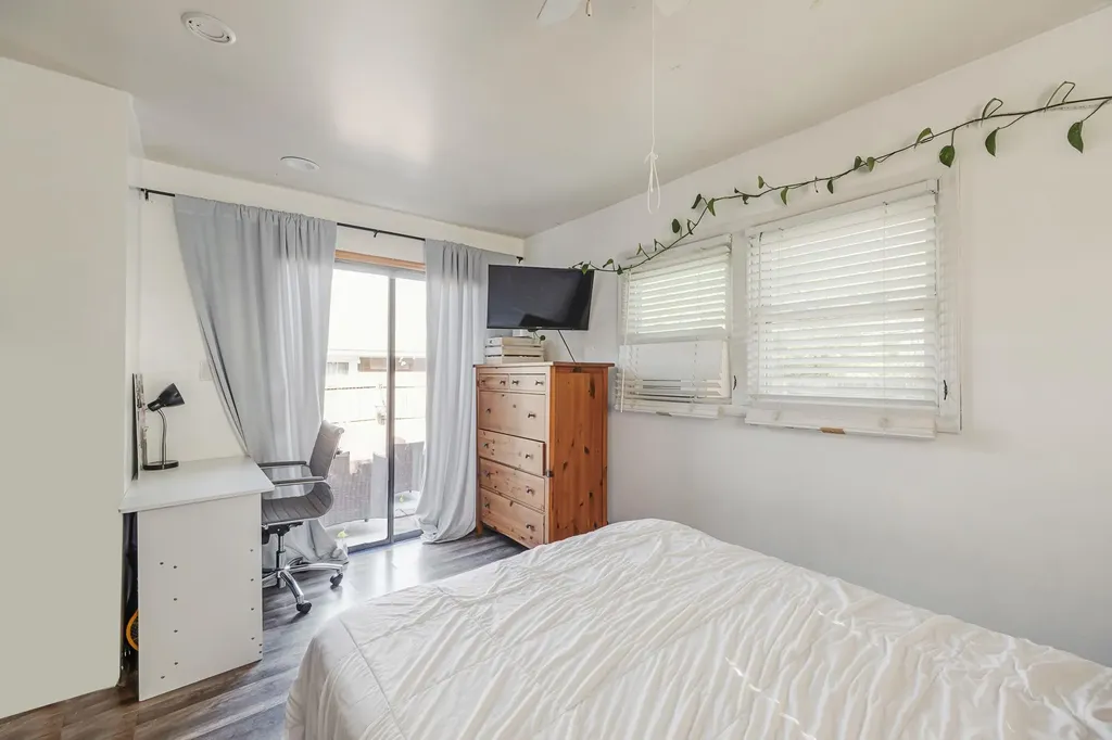 15 Riverview Court Patchogue NY 11772