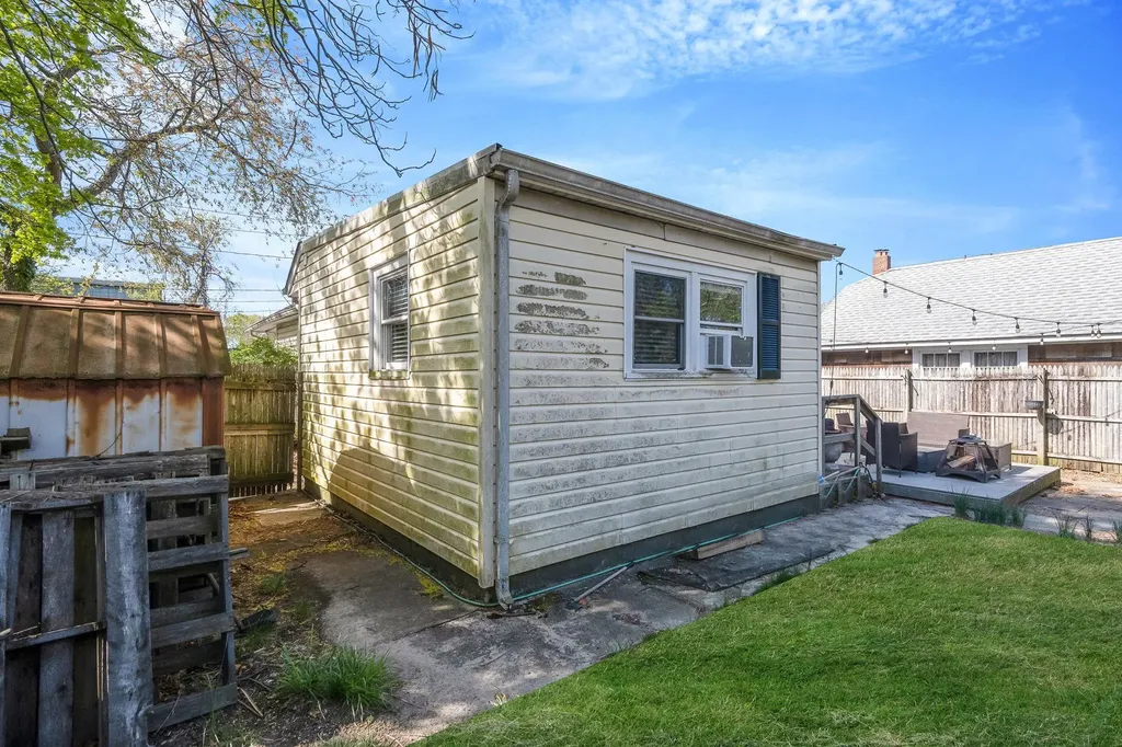 15 Riverview Court Patchogue NY 11772