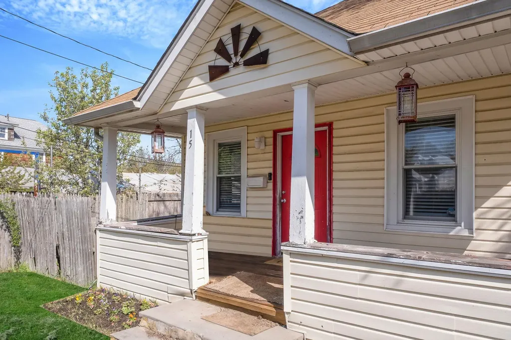 15 Riverview Court Patchogue NY 11772