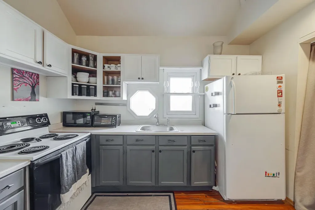 15 Riverview Court Patchogue NY 11772