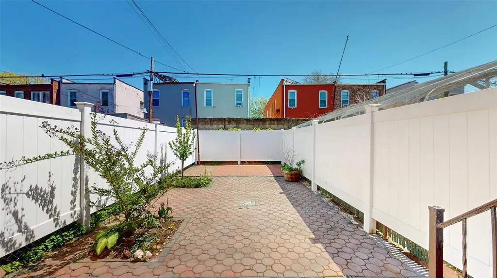 801 E 52nd Street Brooklyn NY 11203