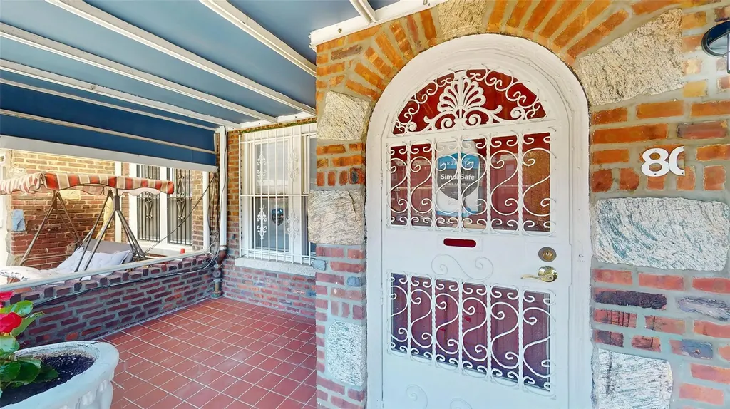 801 E 52nd Street Brooklyn NY 11203