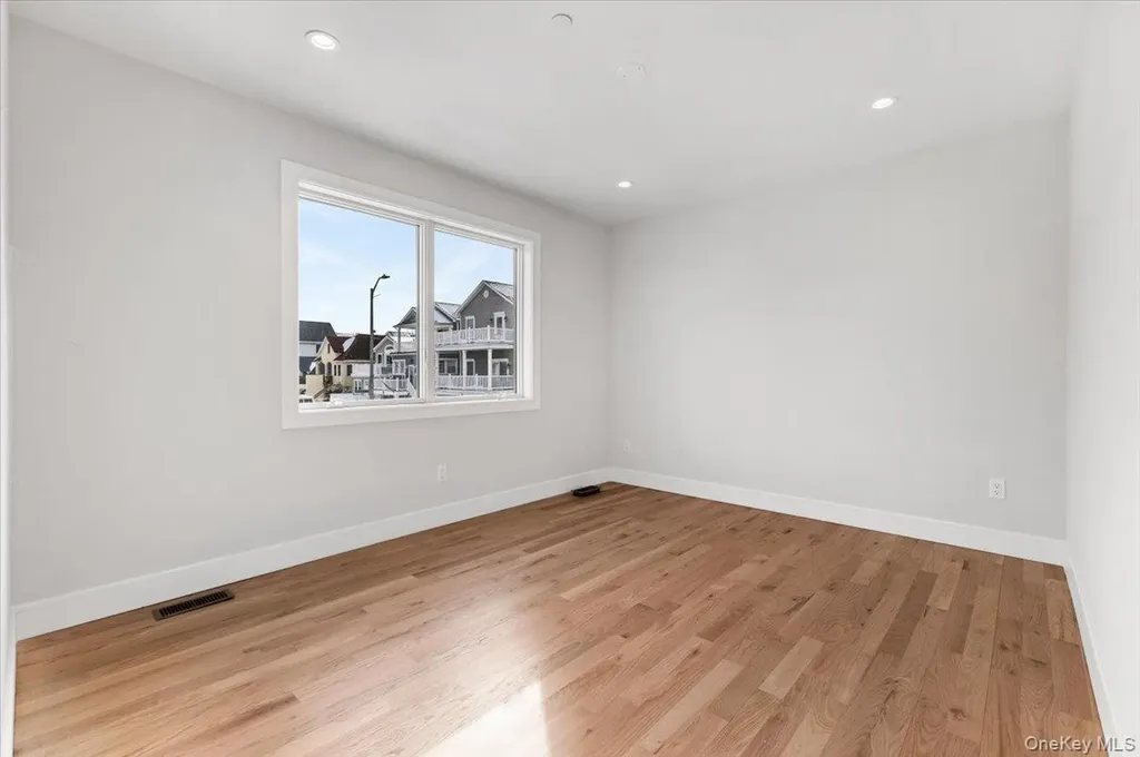 56 Oregon Street Long Beach NY 11561