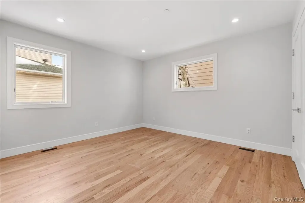 56 Oregon Street Long Beach NY 11561