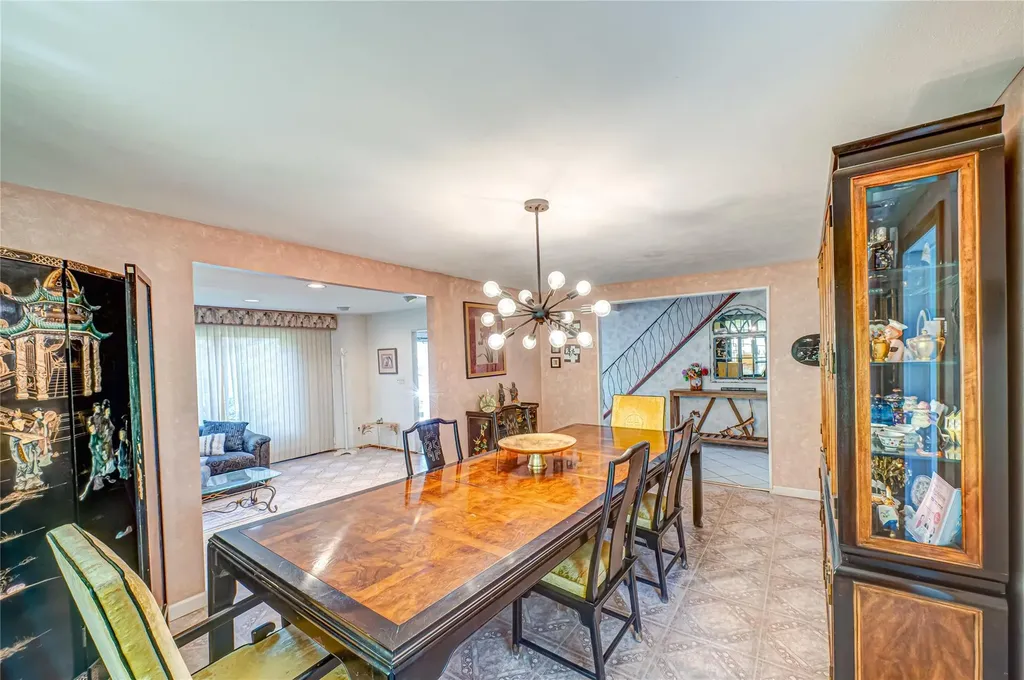 23 Algonquin Lane Commack NY 11725
