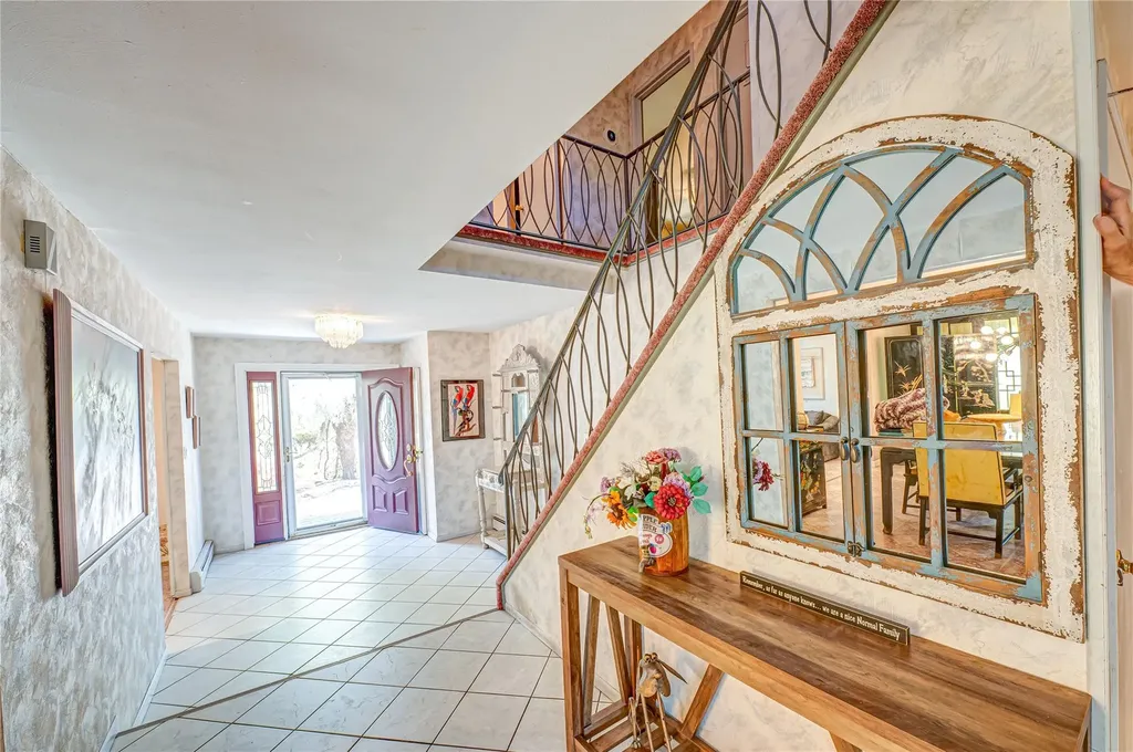 23 Algonquin Lane Commack NY 11725