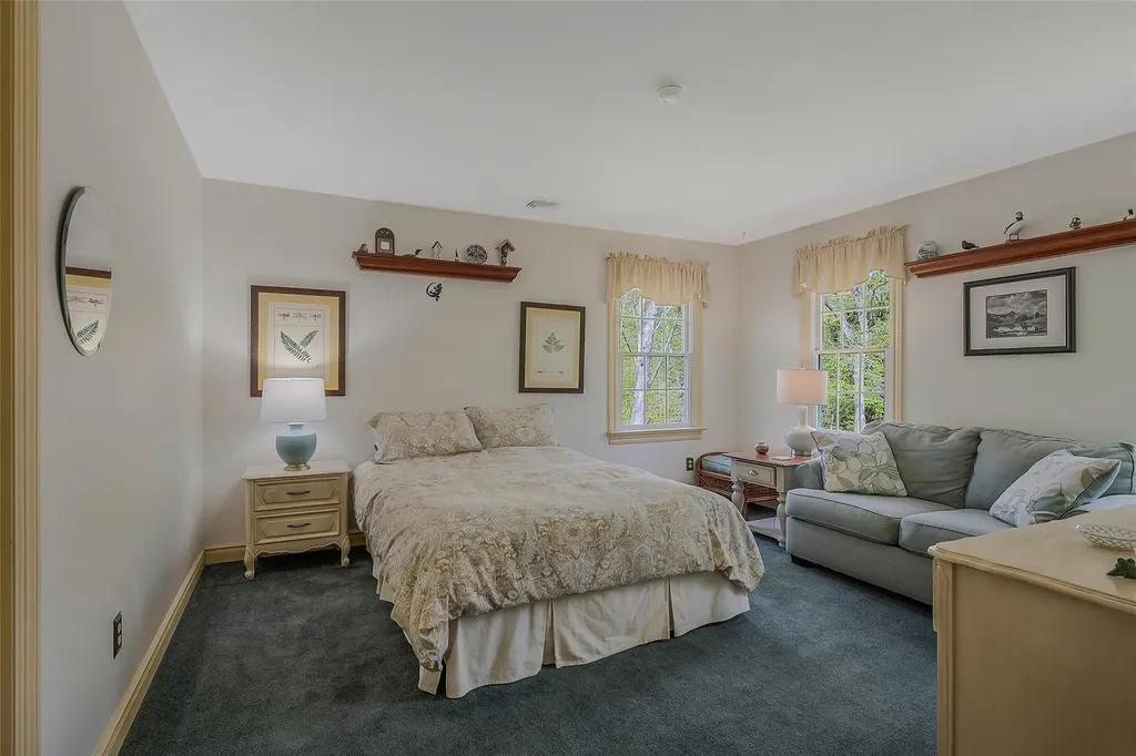 19 Emerald Lane Wading River NY 11792