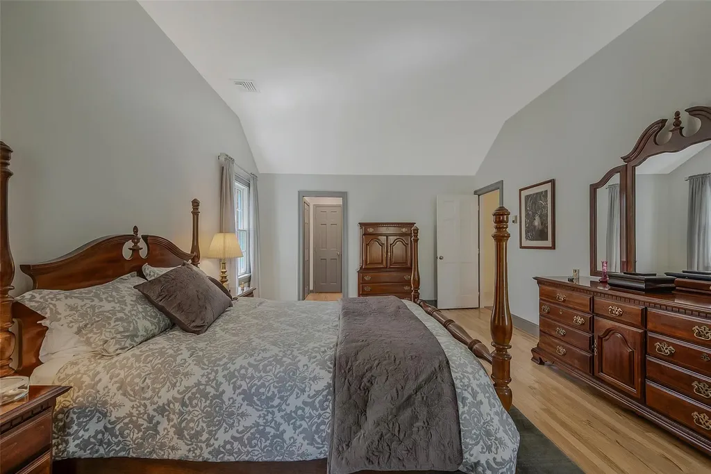 19 Emerald Lane Wading River NY 11792