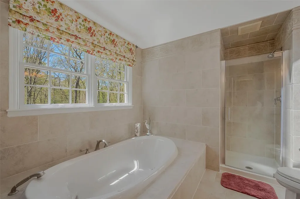 19 Emerald Lane Wading River NY 11792