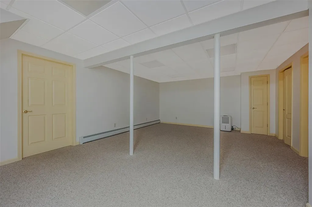 19 Emerald Lane Wading River NY 11792