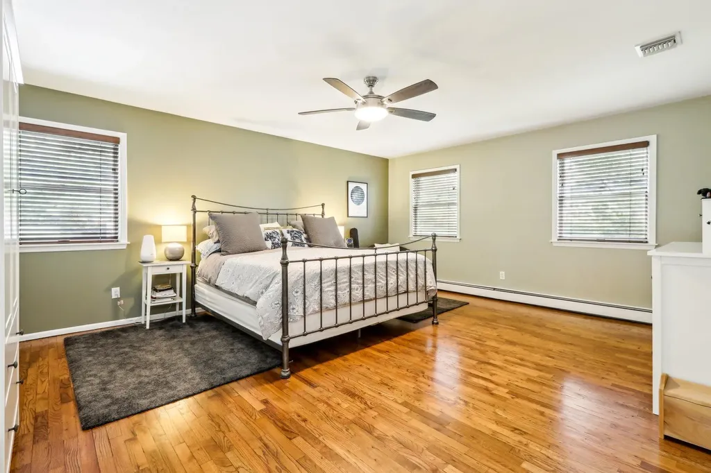 9 Carriage Lane Nanuet NY 10954