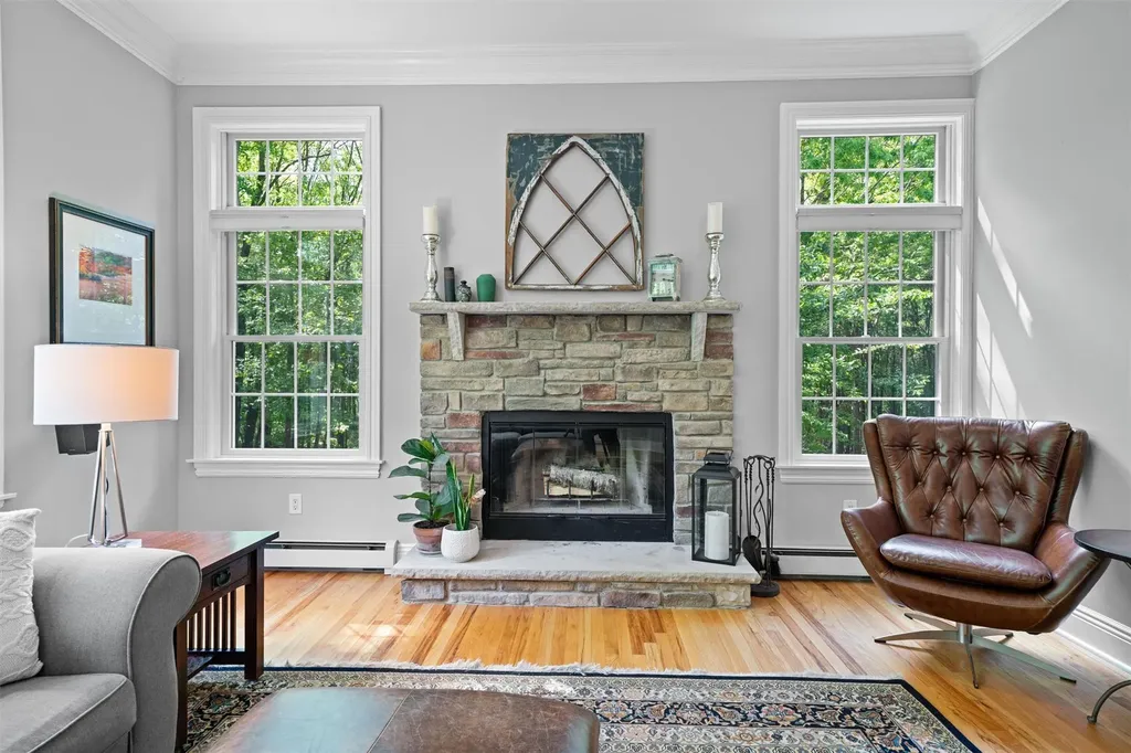 30 Warwick Lake Parkway Warwick NY 10990