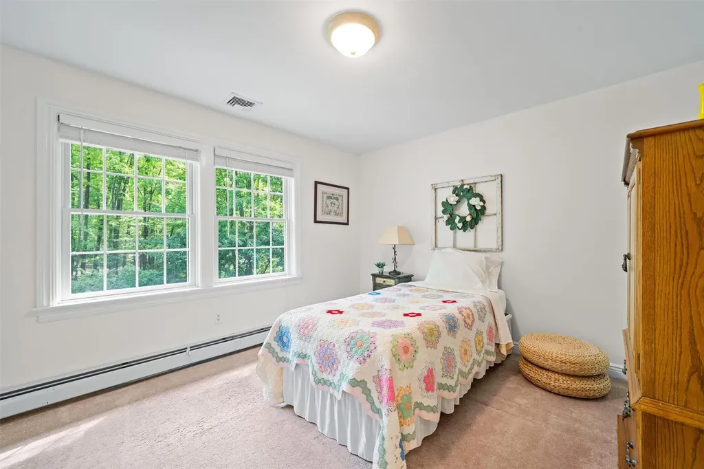 30 Warwick Lake Parkway Warwick NY 10990