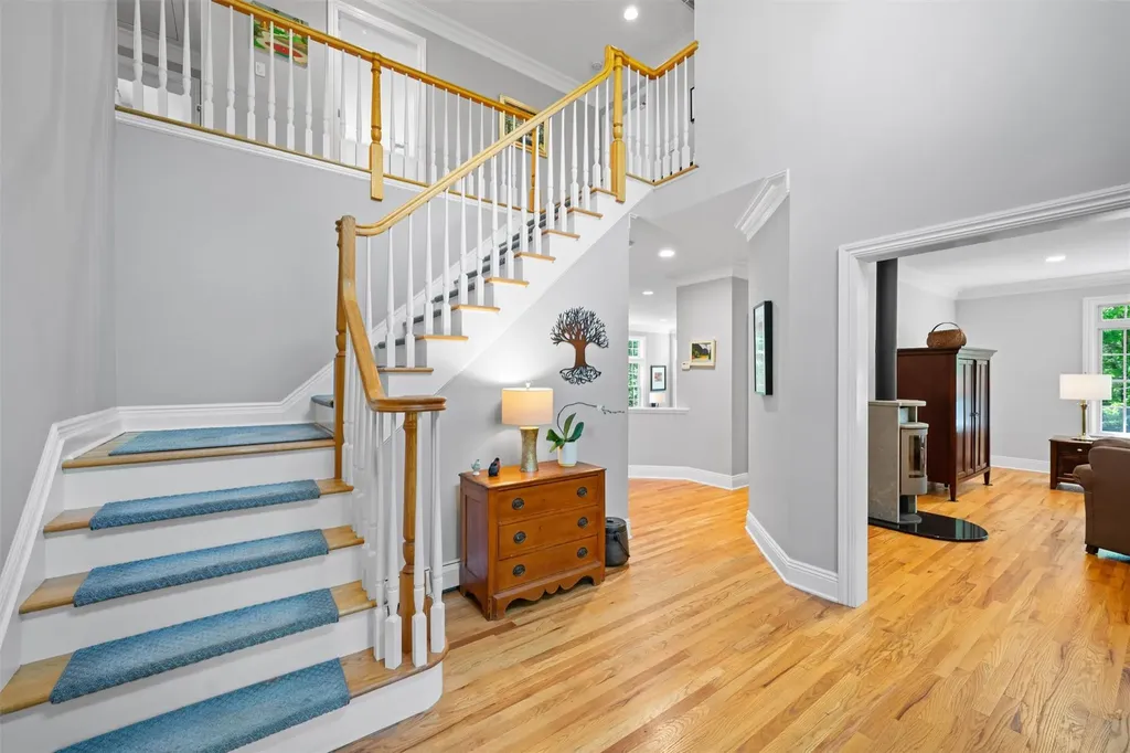 30 Warwick Lake Parkway Warwick NY 10990