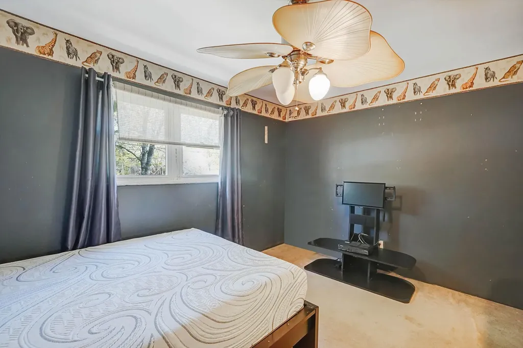 113 Mayfield Drive Mastic Beach NY 11951