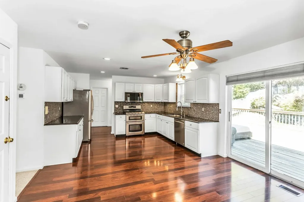 3 Quantuck Court Commack NY 11725
