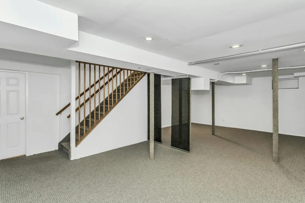 3 Quantuck Court Commack NY 11725