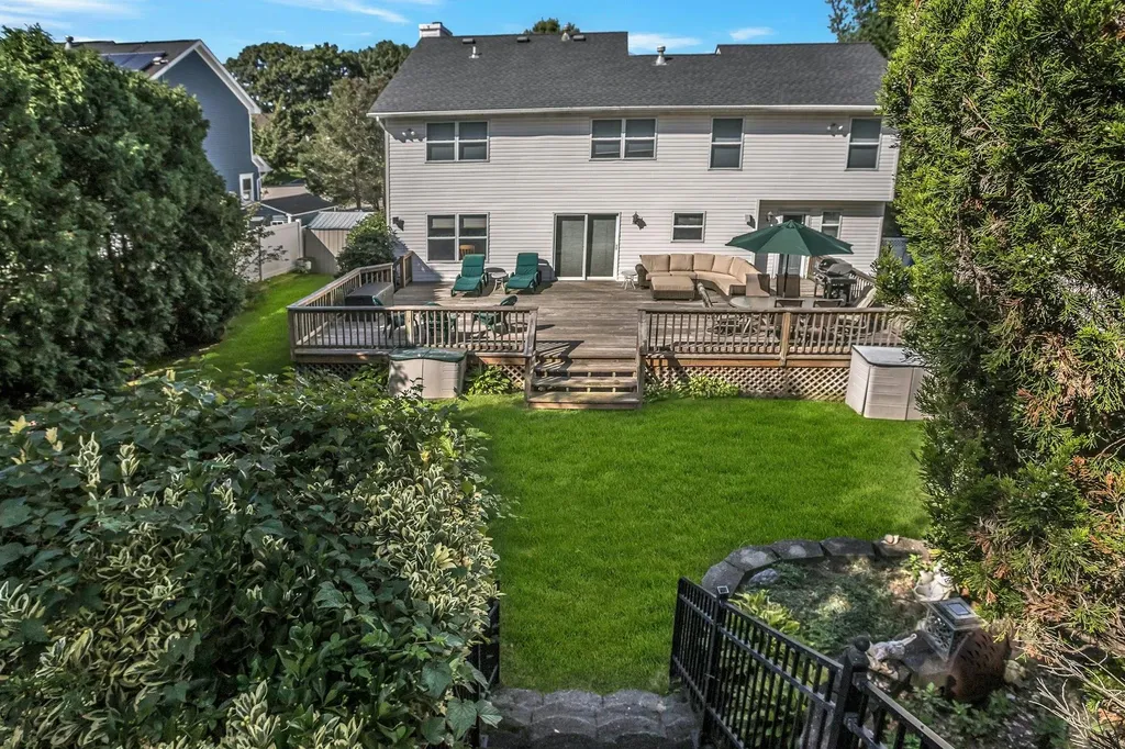 3 Quantuck Court Commack NY 11725