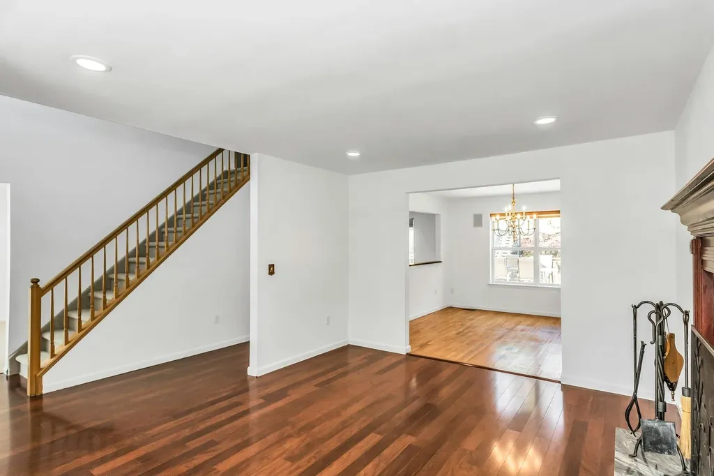 3 Quantuck Court Commack NY 11725