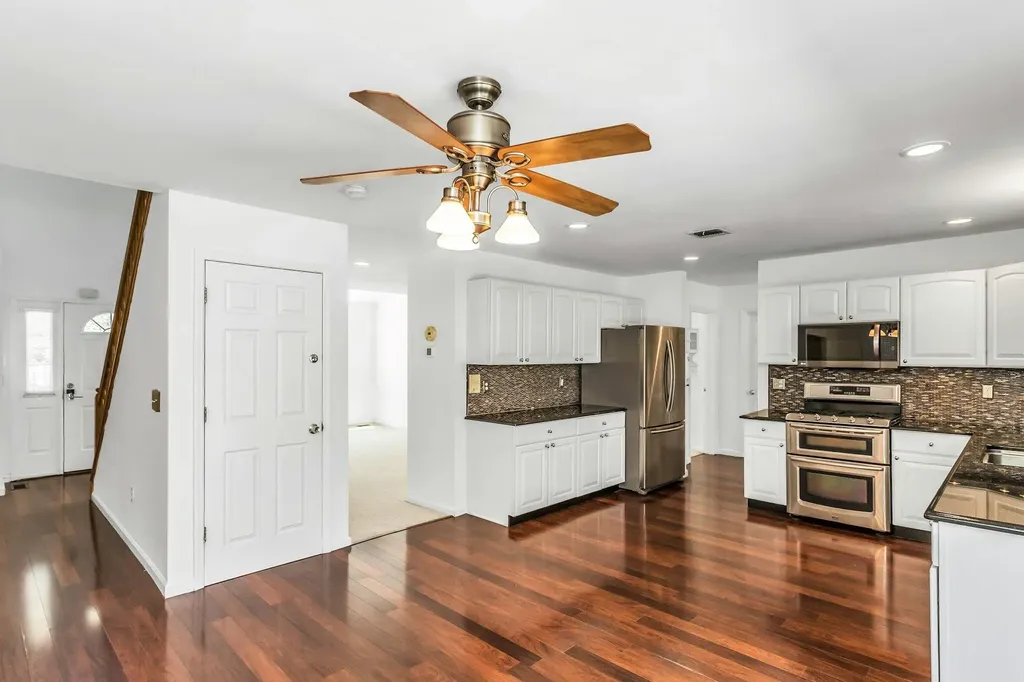 3 Quantuck Court Commack NY 11725