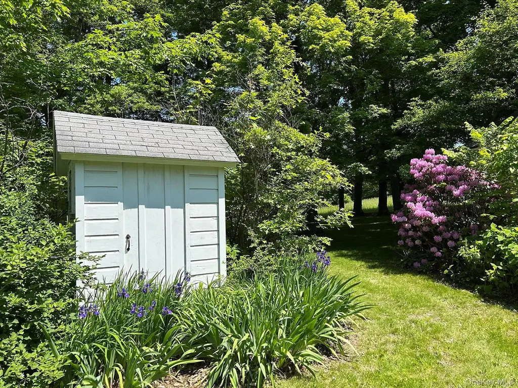 226 County Route 17 Chatham NY 12184