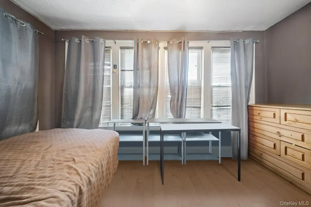 8302 97th Avenue Ozone Park NY 11416