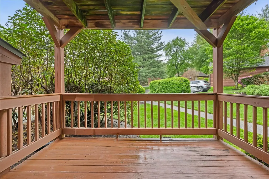 405 Driftway Lane Brewster NY 10509