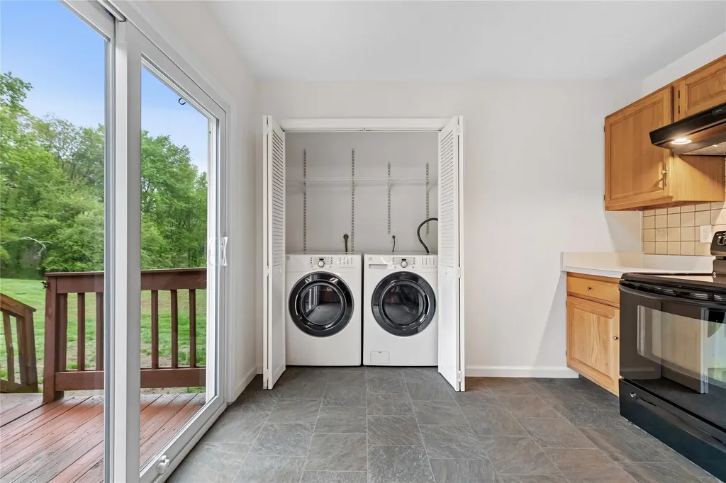 405 Driftway Lane Brewster NY 10509